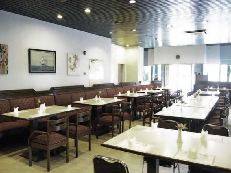 Hotel Super Oyo Townhouse 1 Salemba Jakarta